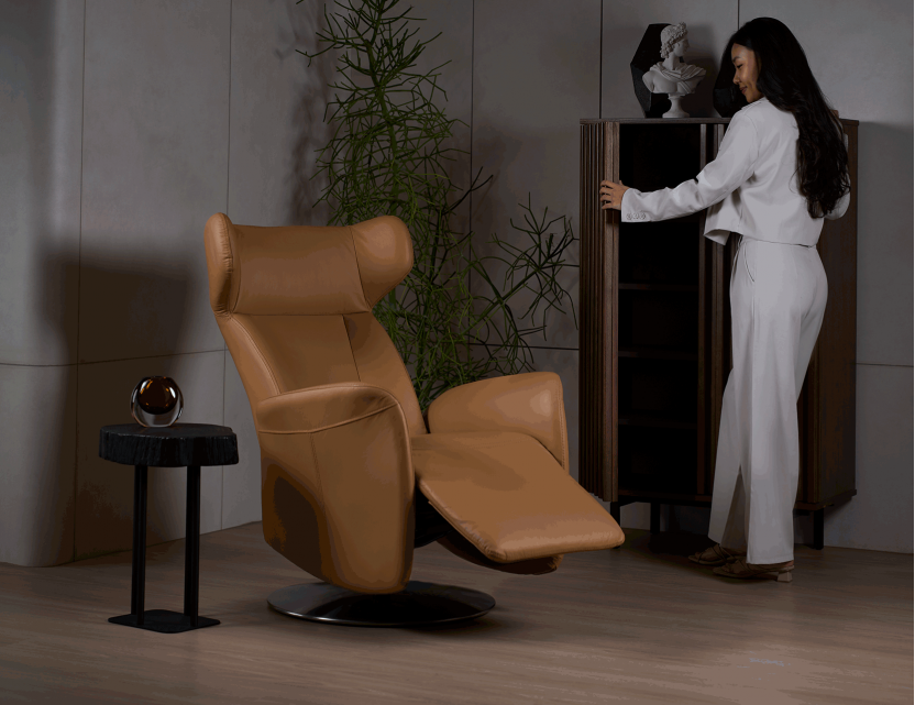 Wingback Motorised Leather Recliner Armchair