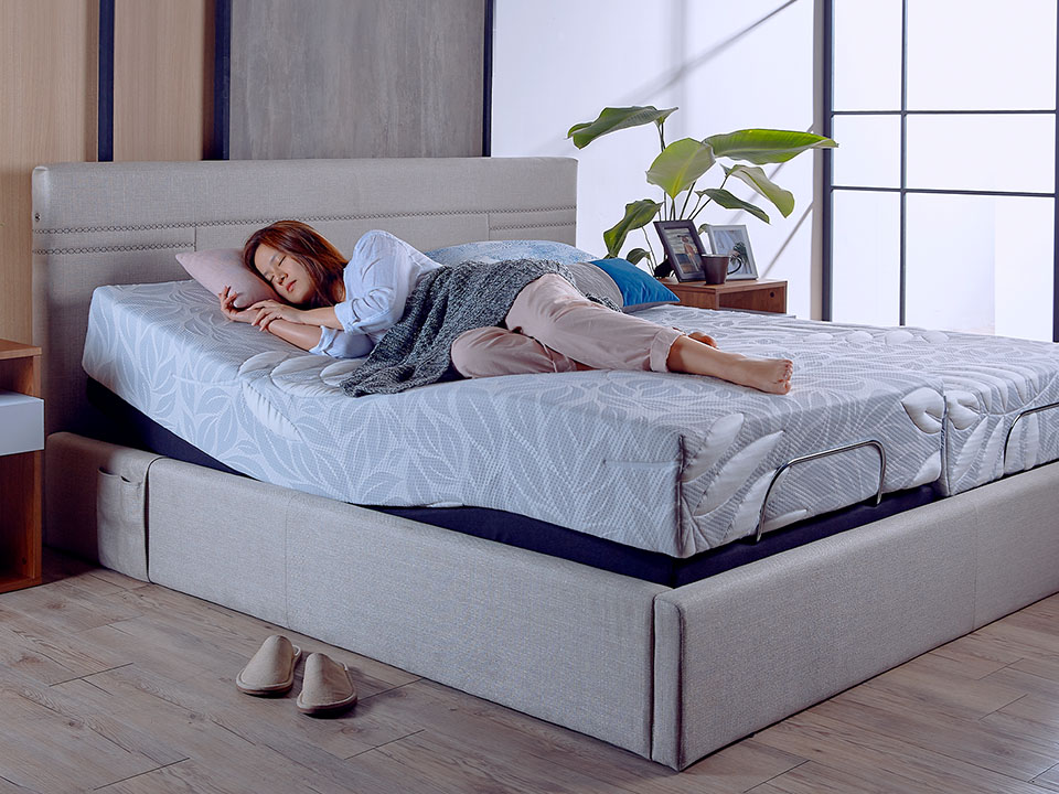 tema float bed with mattress support